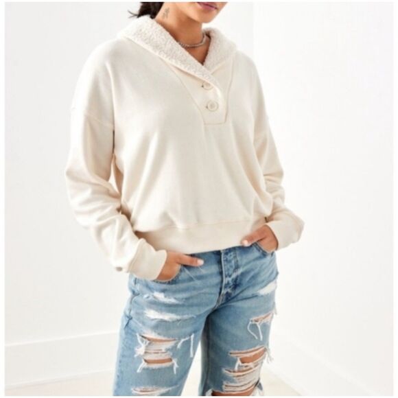 American Eagle Henley Sherpa Collar Cream Sweater Women’s Small - Picture 1 of 7